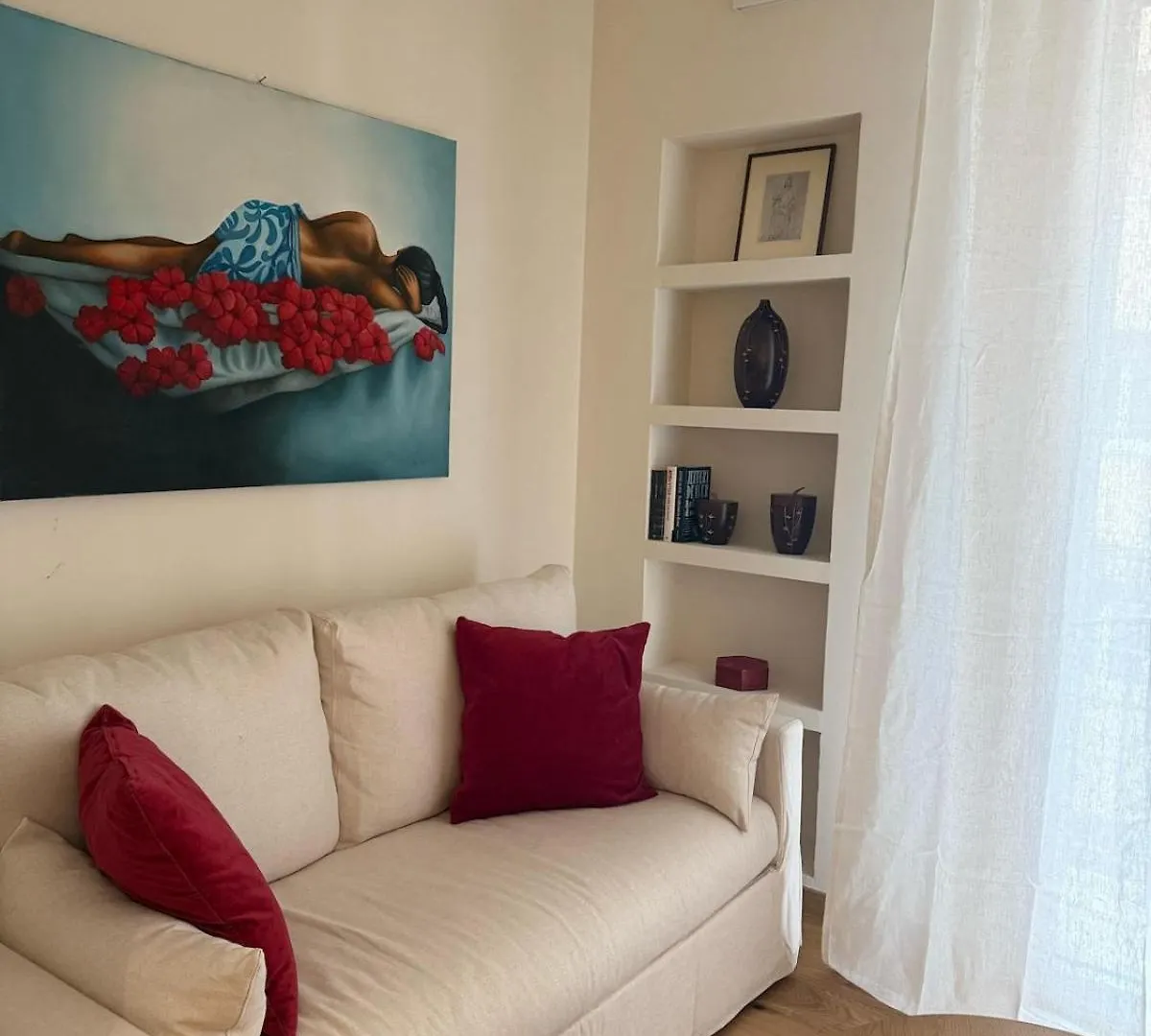 Elegant Apartment In The Heart Of Bologna